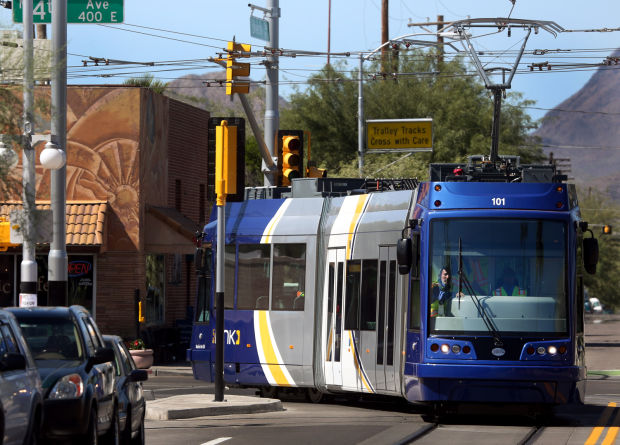 Tucson streetcar testing